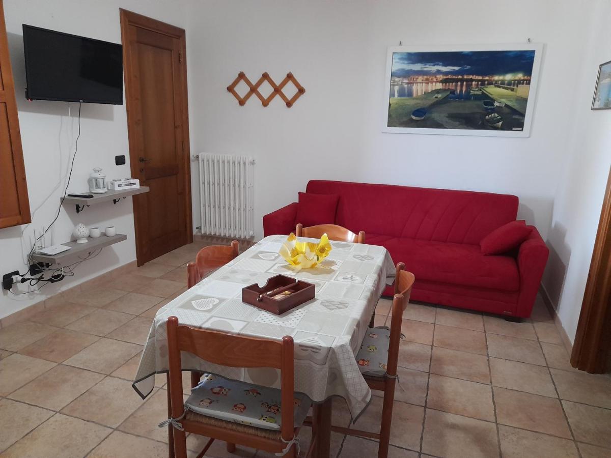 Casa Vacanza Augusto 우기아노 라 치에사 외부 사진