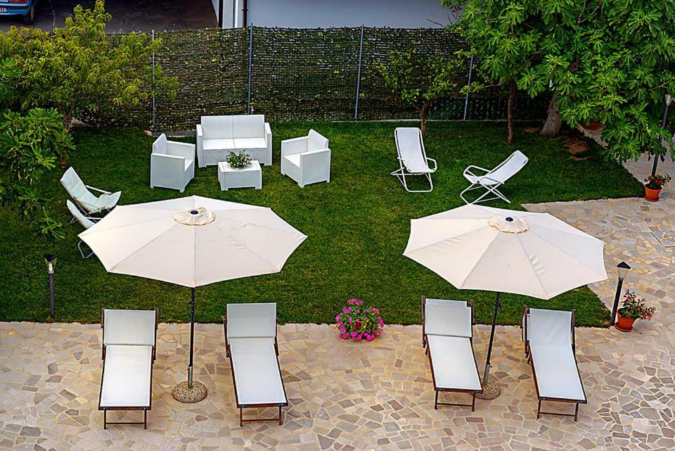 Casa Vacanza Augusto 우기아노 라 치에사 외부 사진
