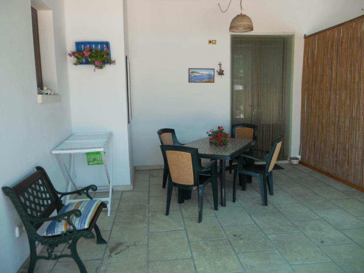 Casa Vacanza Augusto 우기아노 라 치에사 외부 사진